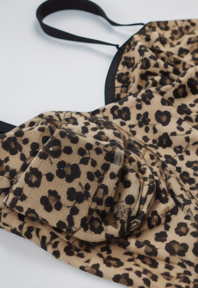 Leopard_Print_Bow_Lace_Splice_Cami_Top___Poovarasan__1_.jpeg